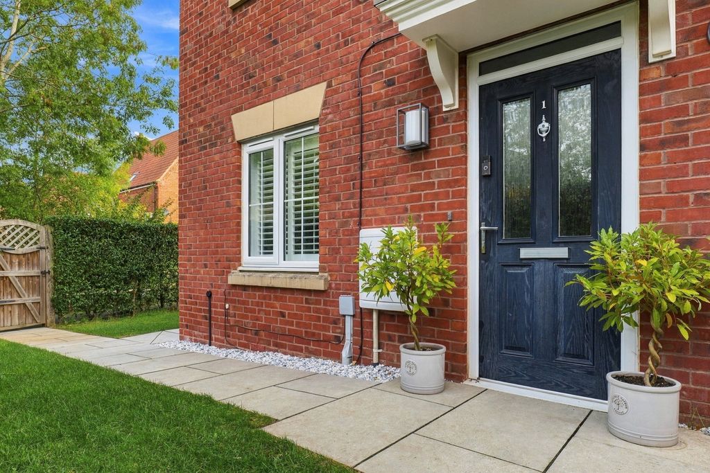 Property photo 3 of 55