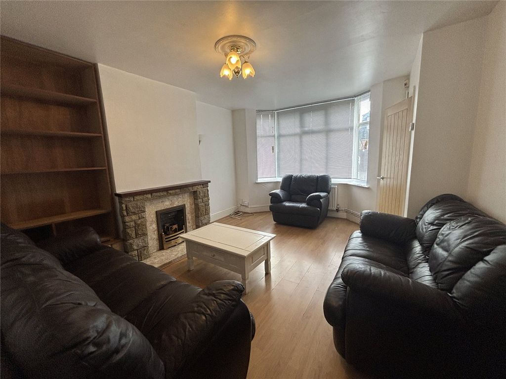 Property photo 1 of 12 Picture No. 01