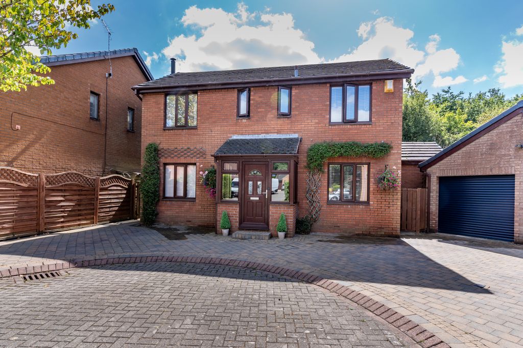 Property photo 1 of 23
