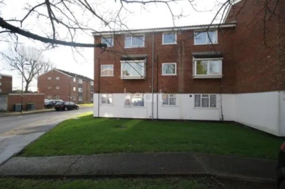 Property photo 1 of 6