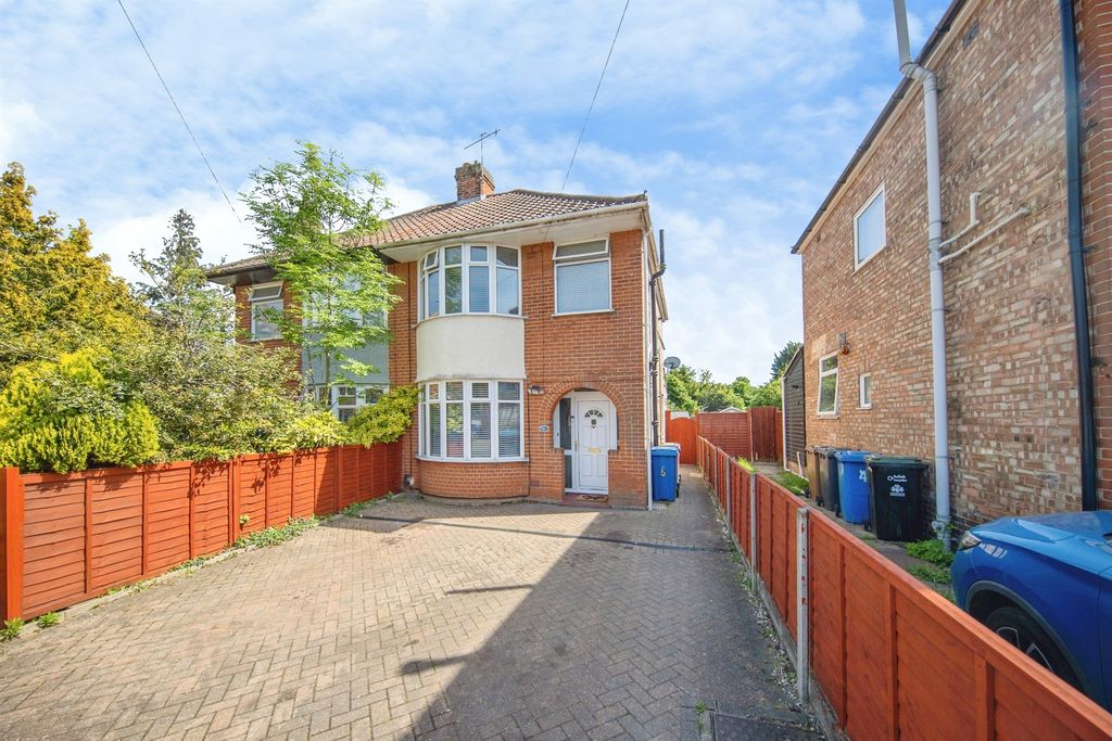 Property photo 1 of 20