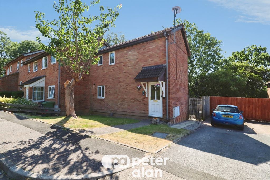 Property photo 3 of 13