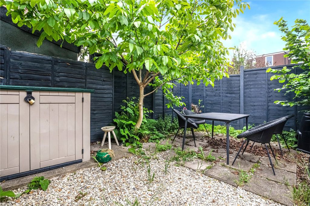 Property photo 2 of 16 Picture No. 02