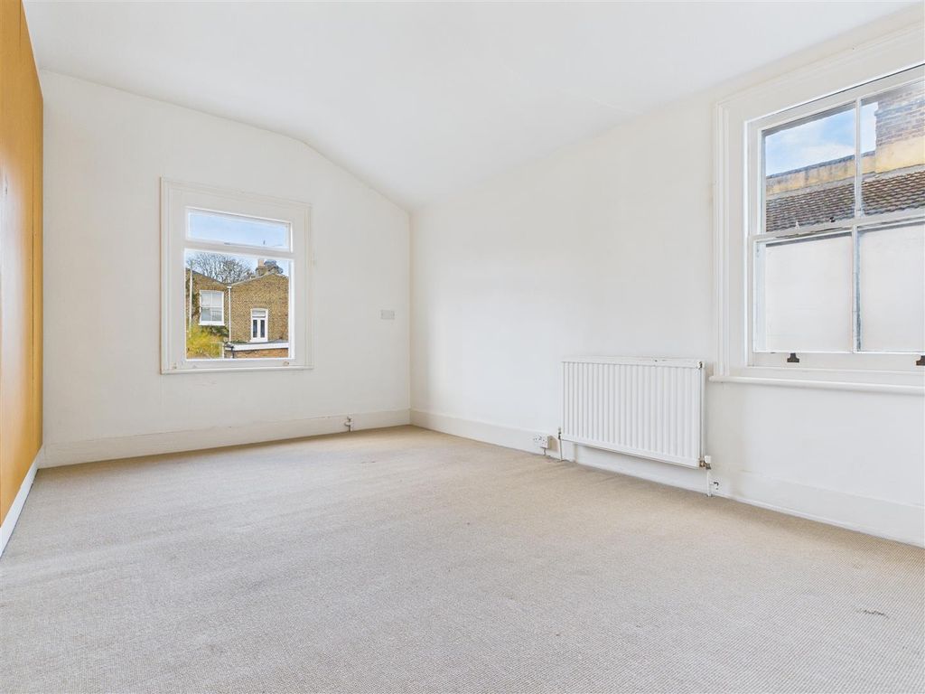 Property photo 3 of 7 Cam04419G0-Pr0041-Still001.Jpg