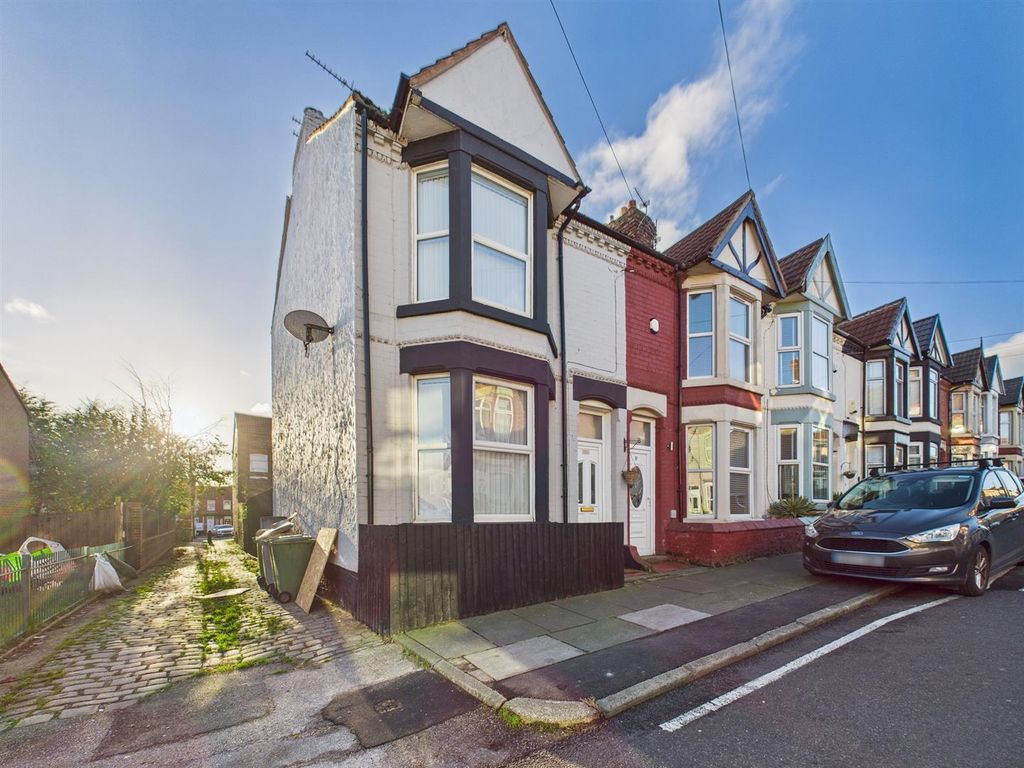 Property photo 1 of 31 Cam03604G0-Pr0201-Still033.Jpg