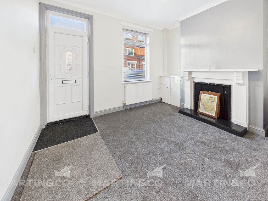 Property photo 3 of 9 Cam02406G0-Pr0543-Still001