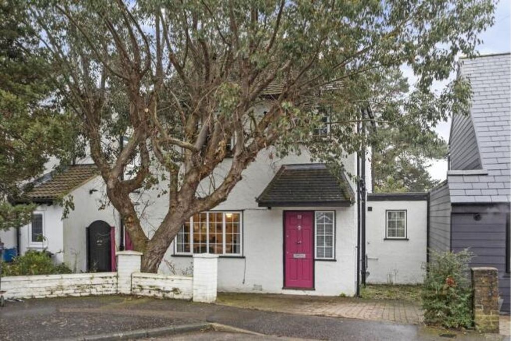 Property photo 1 of 14