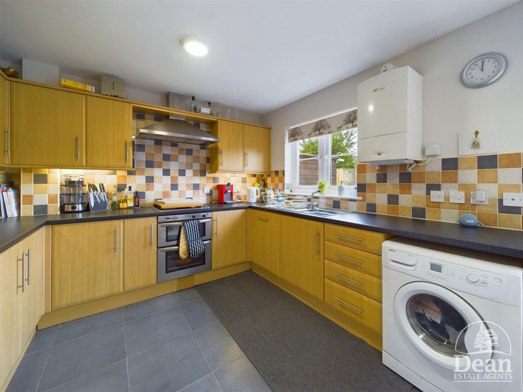 Property photo 3 of 14