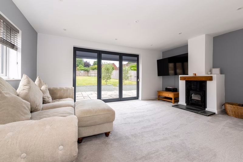 Property photo 2 of 14 Photo 8