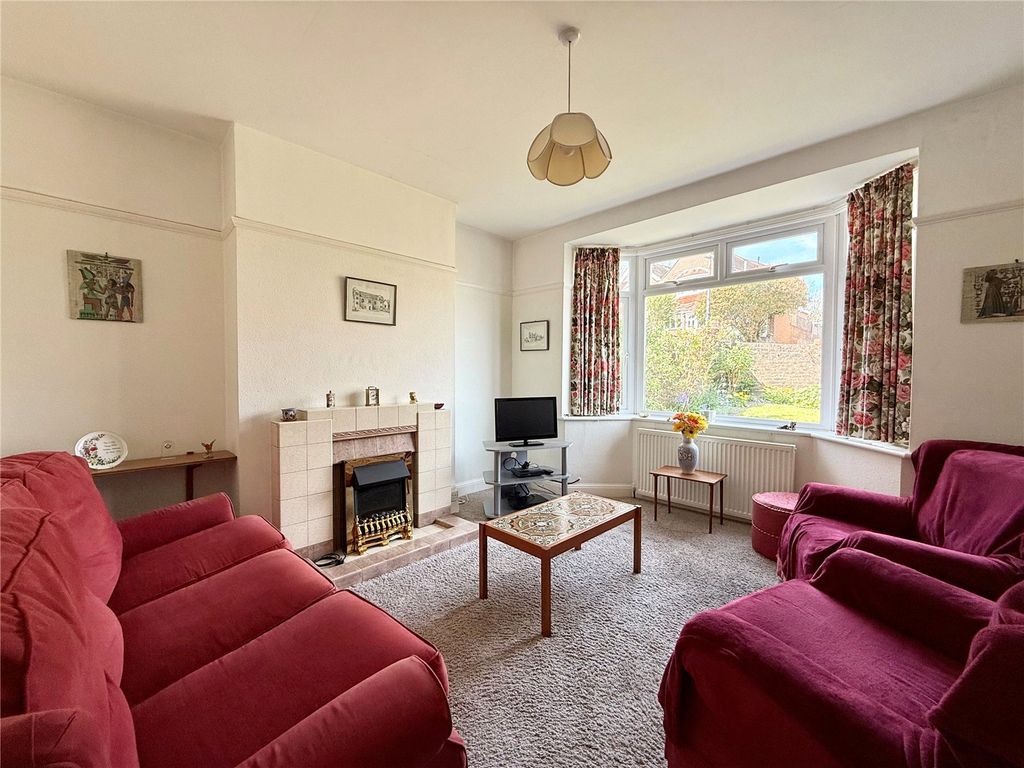 Property photo 2 of 15 Picture No. 13