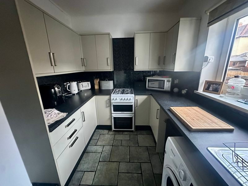 Property photo 3 of 22 Photo 11