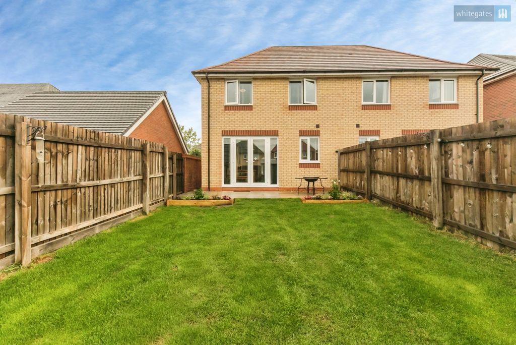 Property photo 2 of 18 Pbox-Img.Jpg