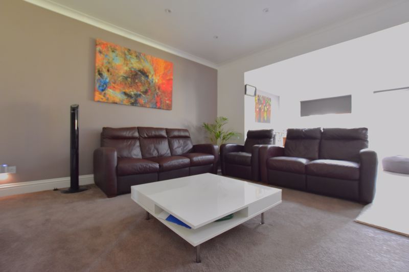 Property photo 3 of 14 Photo 14