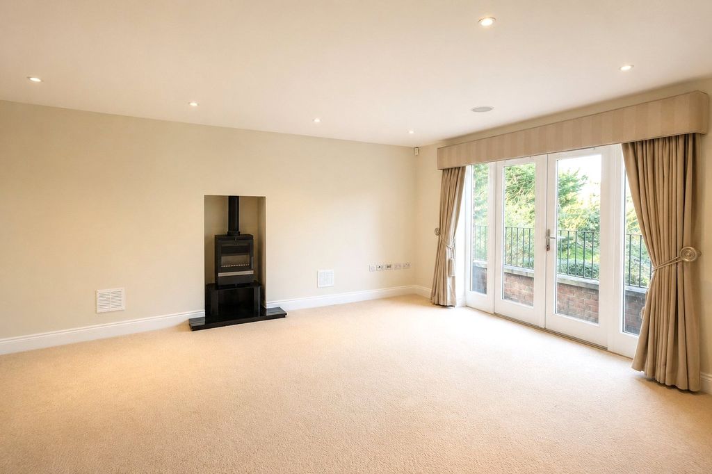 Property photo 3 of 16 Picture No. 56