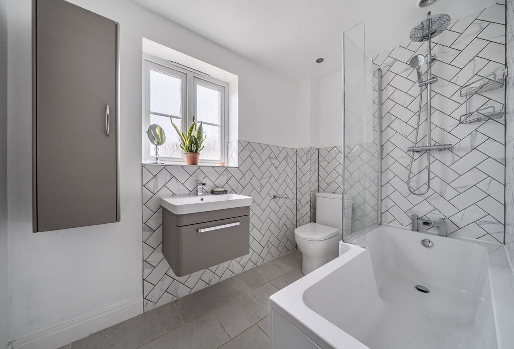 Property photo 3 of 15 1499116 (5).Jpg