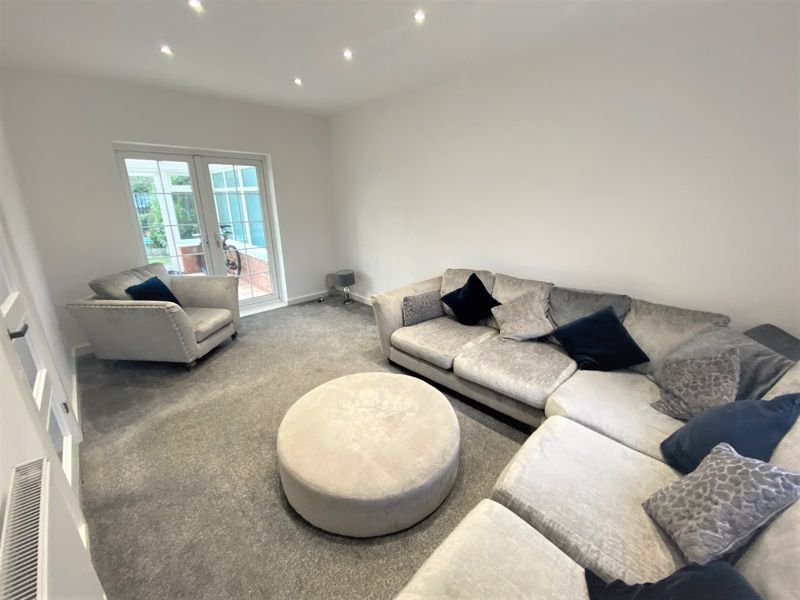 Property photo 3 of 12 Photo 3