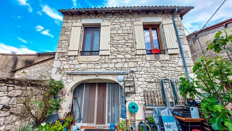 Property photo 1 of 13