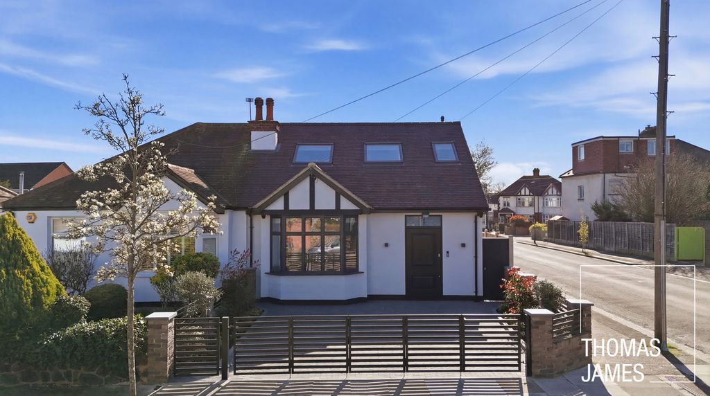 Property photo 1 of 30