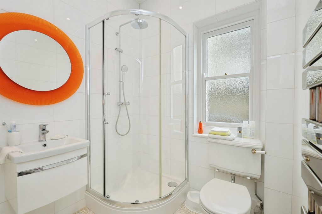 Additional image 10 of 3 bed flat for saleSt. Johns Road, Eastbourne BN20