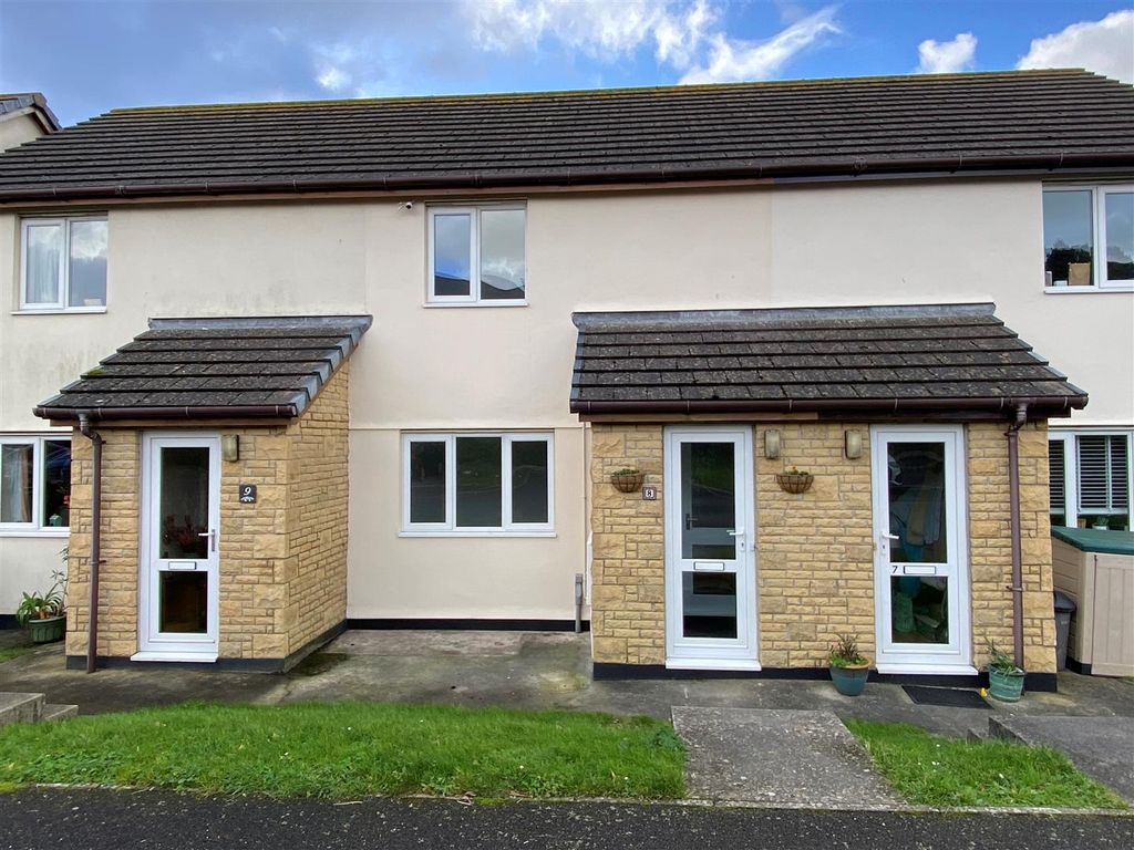 Property photo 1 of 9 8 Luxon Drive.Jpg
