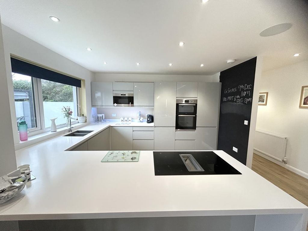 Property photo 2 of 32 Img_5569.Jpg