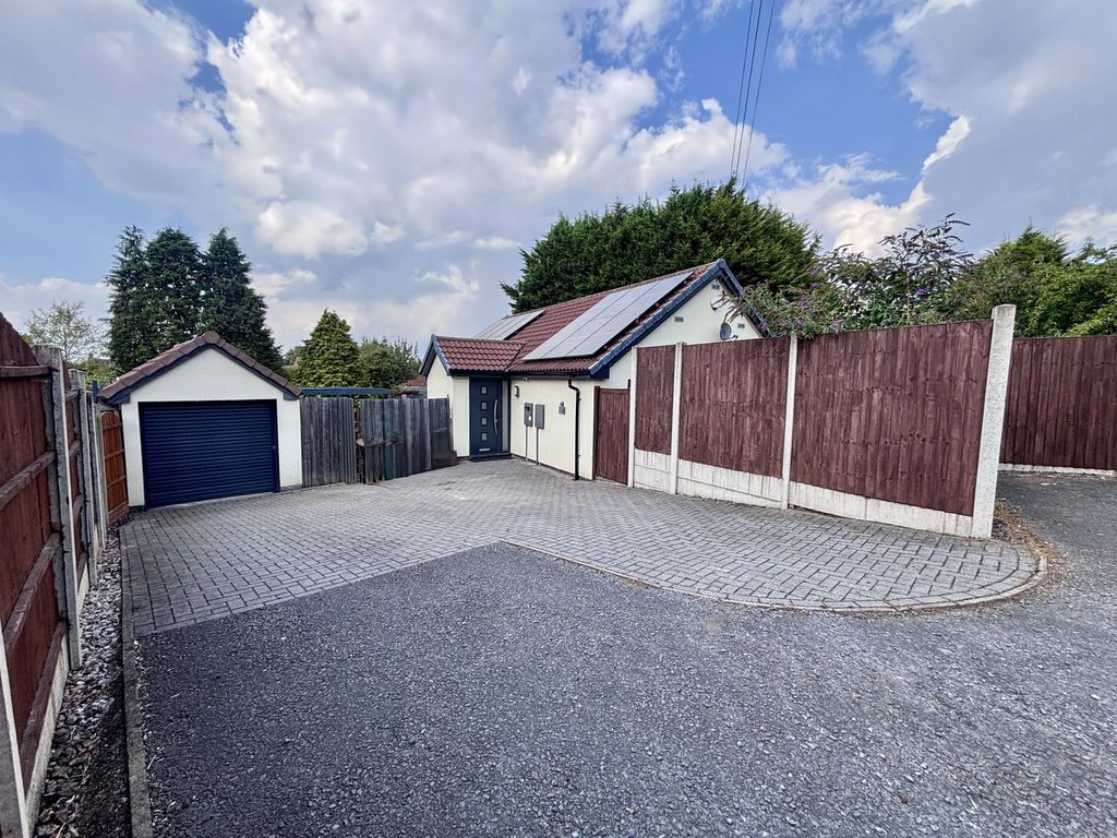Property photo 1 of 25