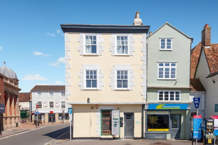 Property photo 1 of 7 260087