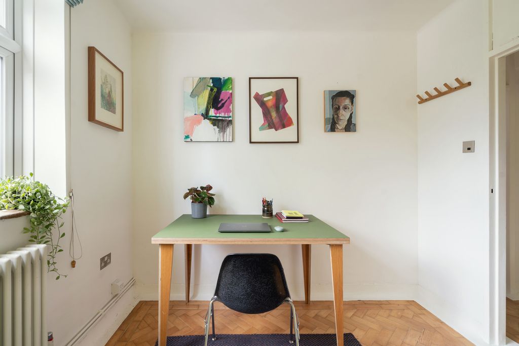 Property photo 3 of 30 300819 - Benson-House-Hatfields-44.Jpg