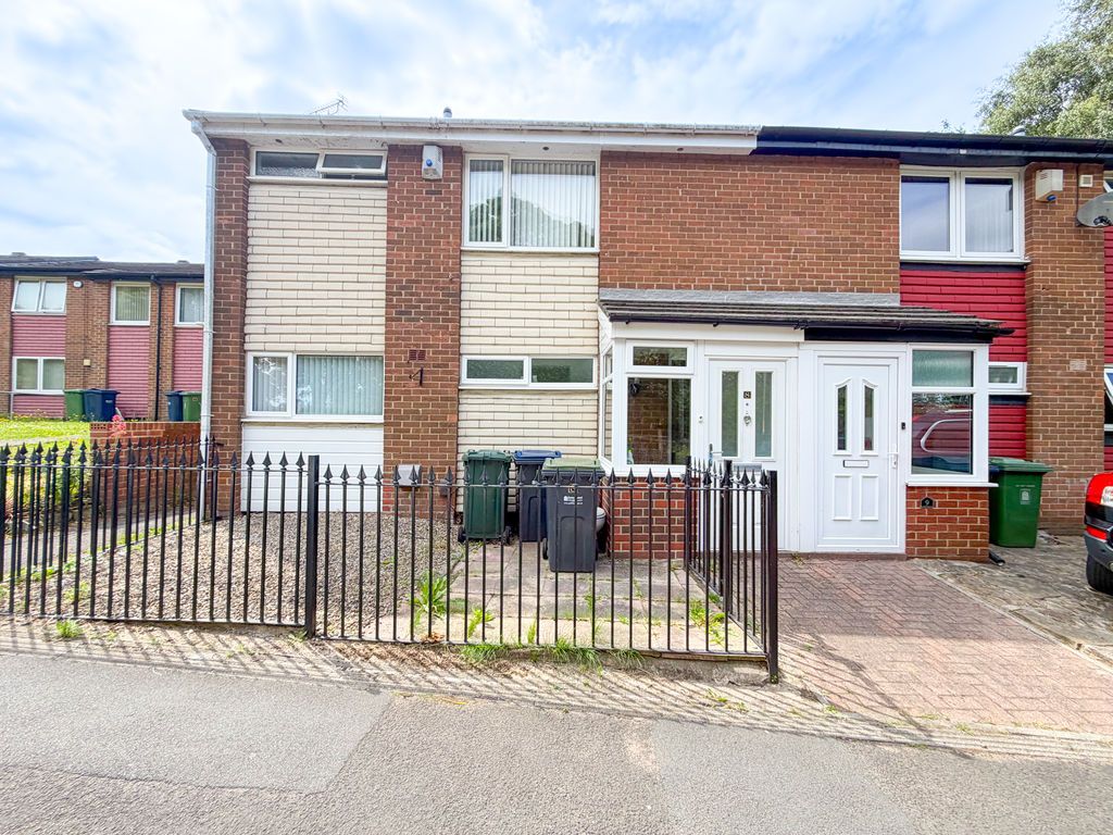 Property photo 1 of 12 External