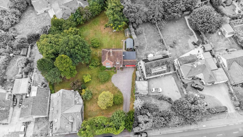 Property photo 2 of 9