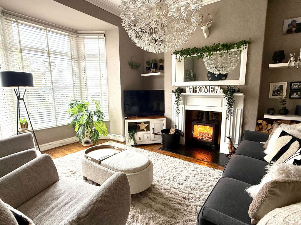 Property photo 2 of 38