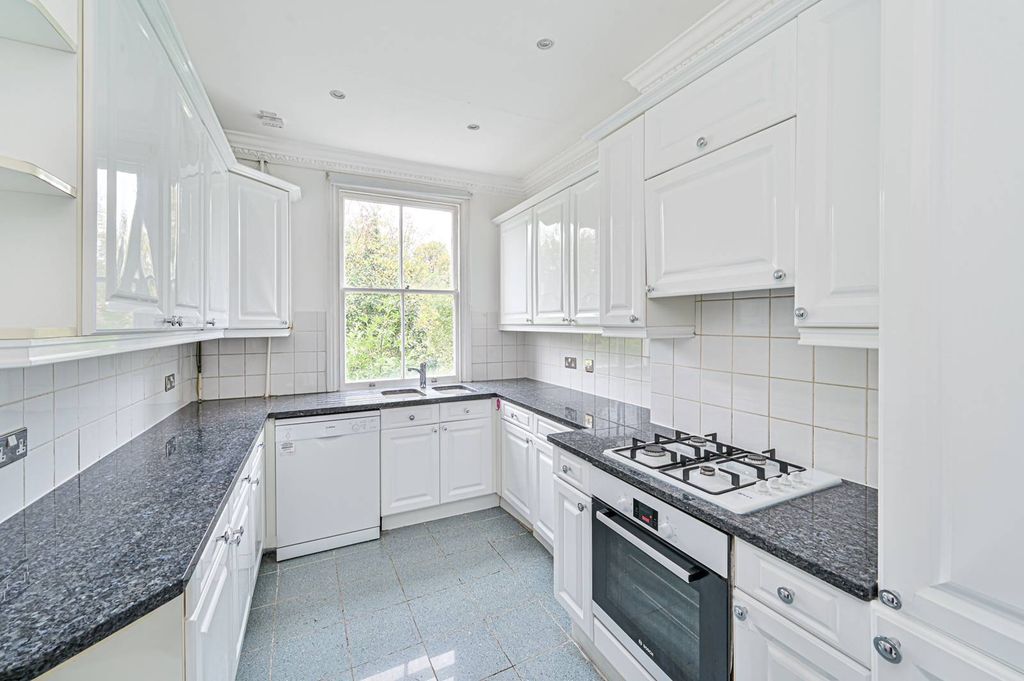 Property photo 3 of 7