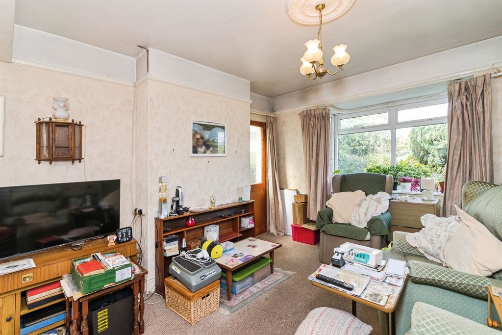 Property photo 3 of 18