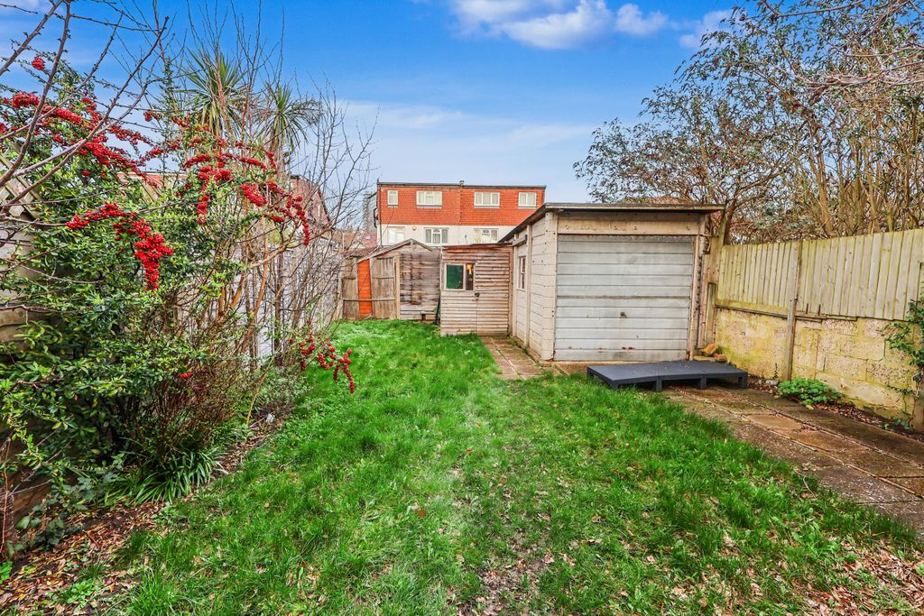 Property photo 3 of 14