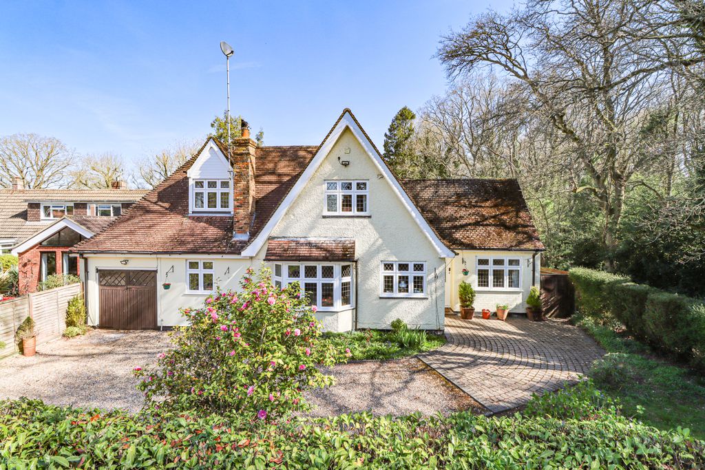 Property photo 1 of 22 Front