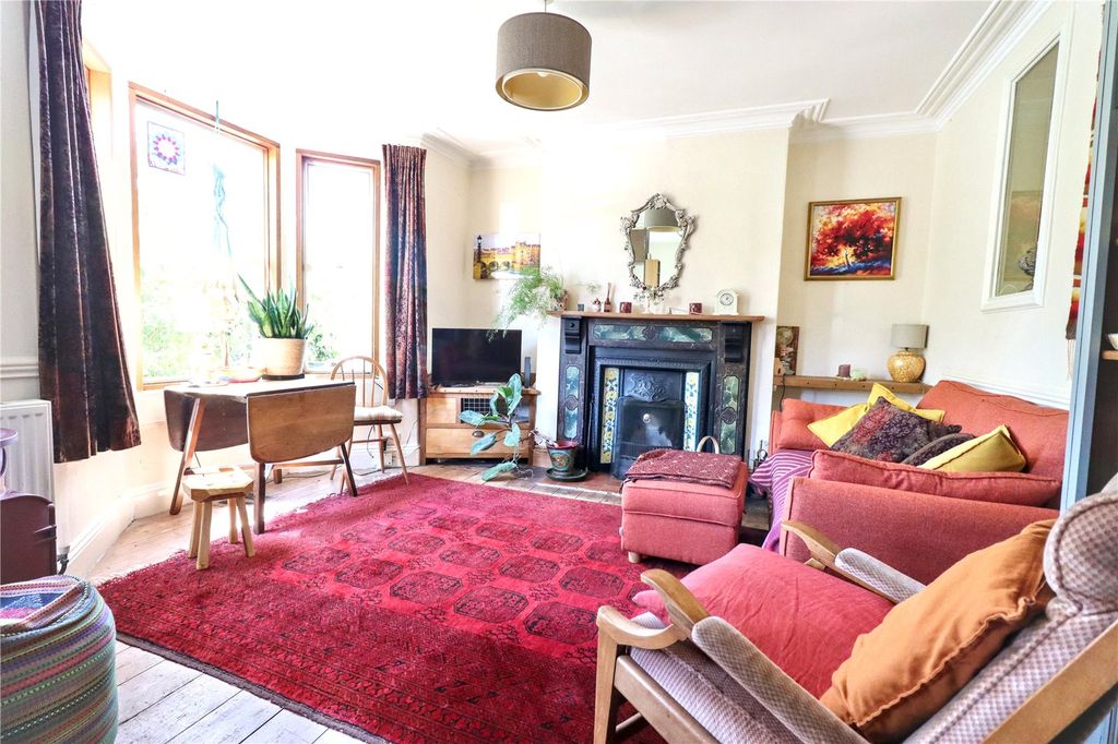 Property photo 2 of 16 Picture No. 01