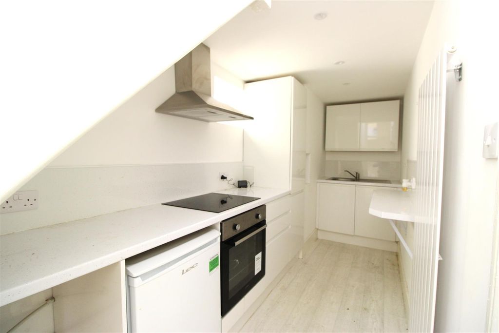 Property photo 3 of 10 Img_4864.Jpg