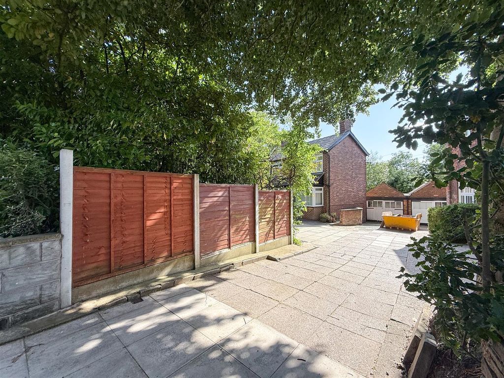 Property photo 2 of 32 20250702_161138194_Ios.Jpg