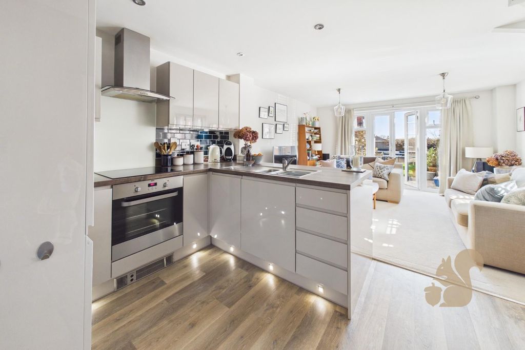 Property photo 1 of 22 Kitchen