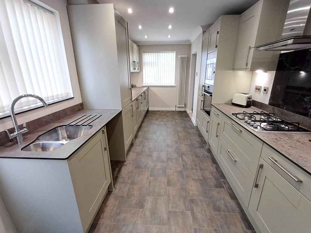 Property photo 2 of 11 Picture 2