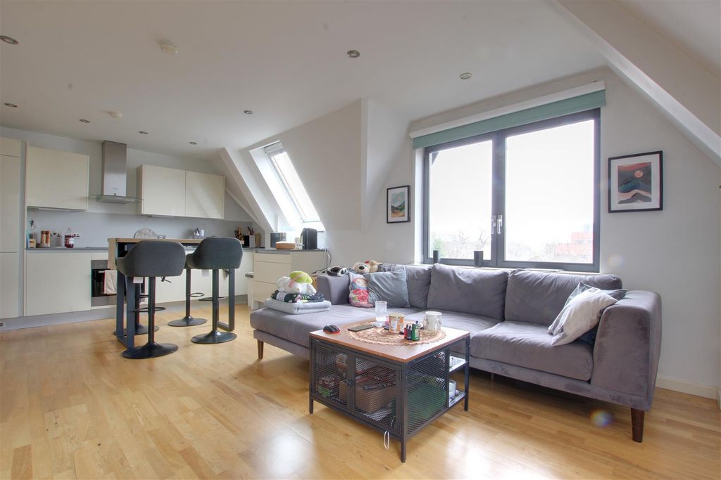 Property photo 3 of 14 Img_0789-Img_0791.Jpg