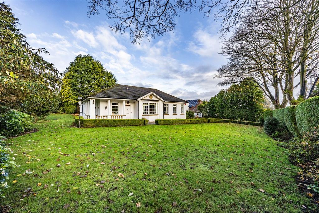 Additional image 49 of 4 bed property for saleWoodside Road, Huddersfield HD4