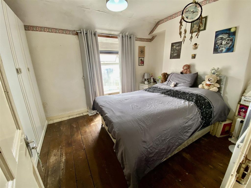 Additional image 8 of 4 bed town house for saleNew Street, Pwllheli LL53