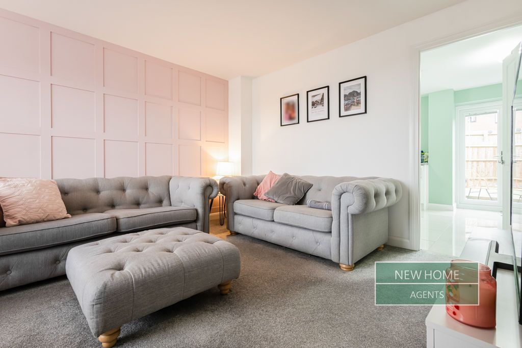 Property photo 3 of 21 Photo 22