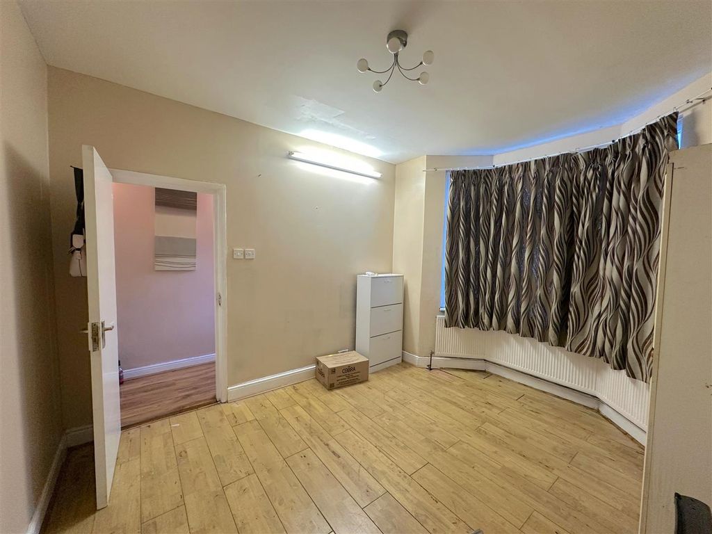 Property photo 2 of 15 Whatsapp Image 2025-03-19 At 5.35.06 Pm (17).Jpeg