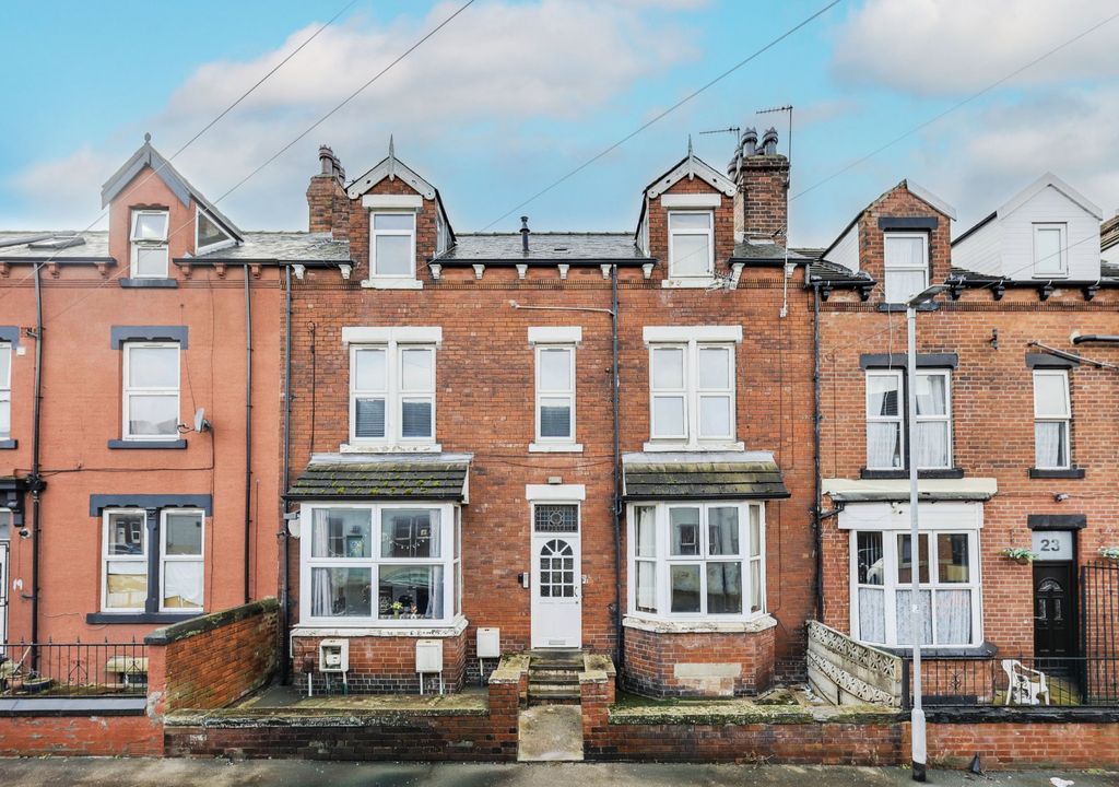 Property photo 1 of 23 Picture No. 24