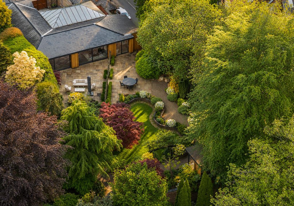 Property photo 1 of 11 Rear Garden