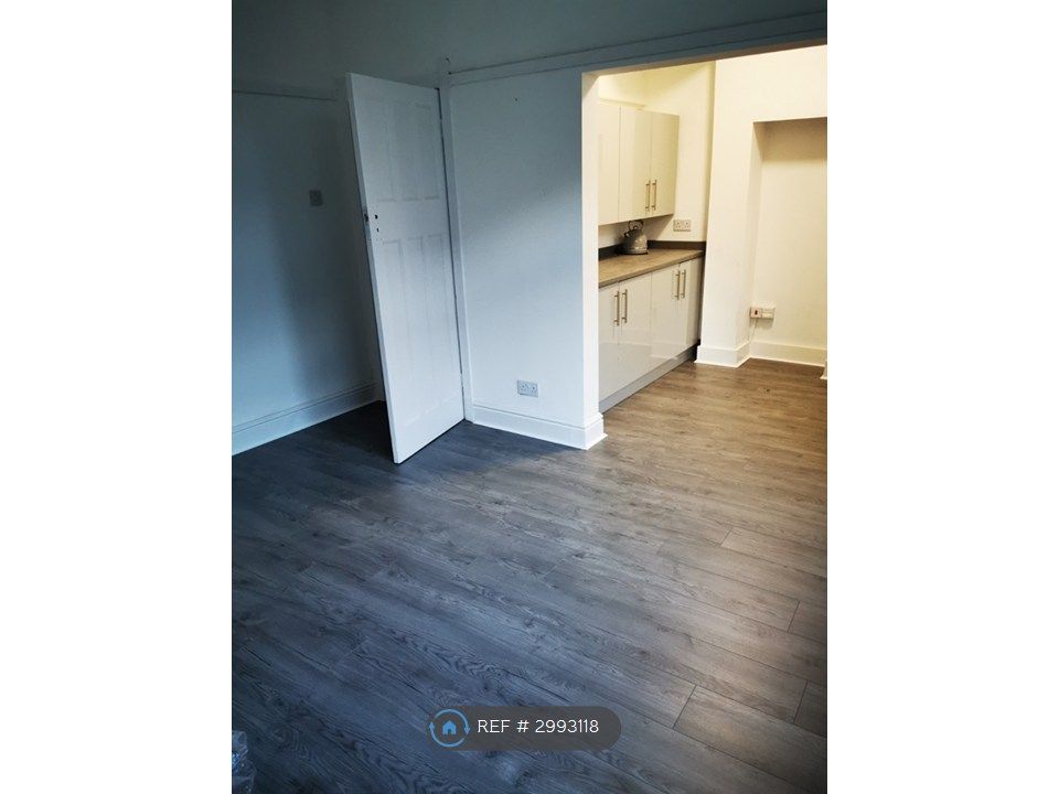 Property photo 1 of 12 Kitchen Diner