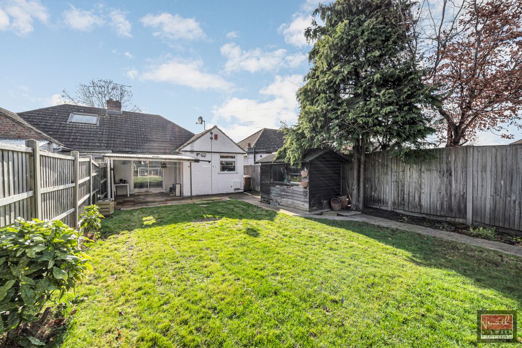 Property photo 3 of 12