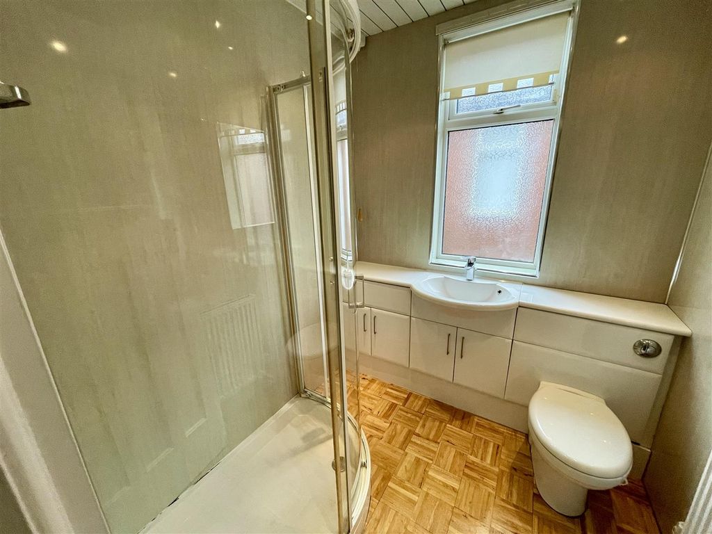Property photo 3 of 13 Shower Room
